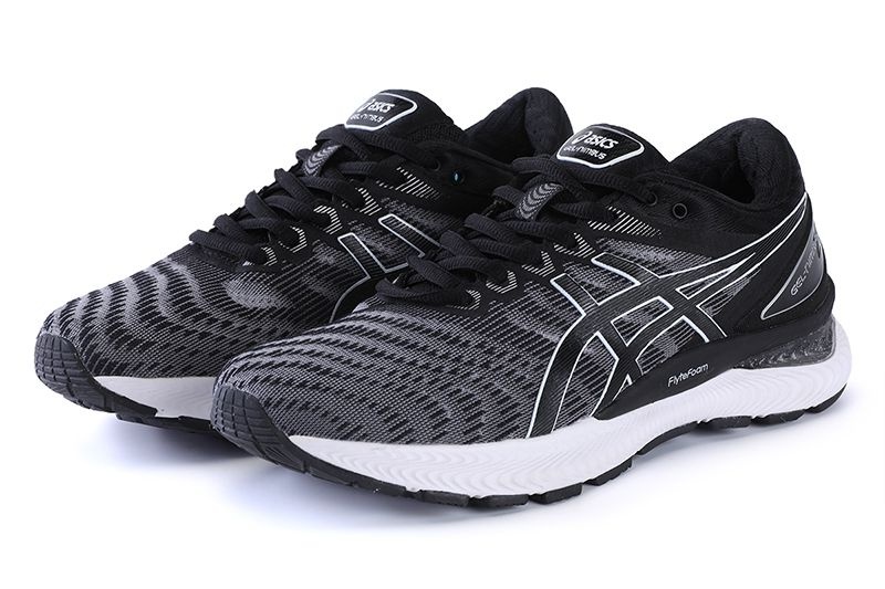 Tênis Asics Gel Nimbus 22 - Preto e Branco - Masculino