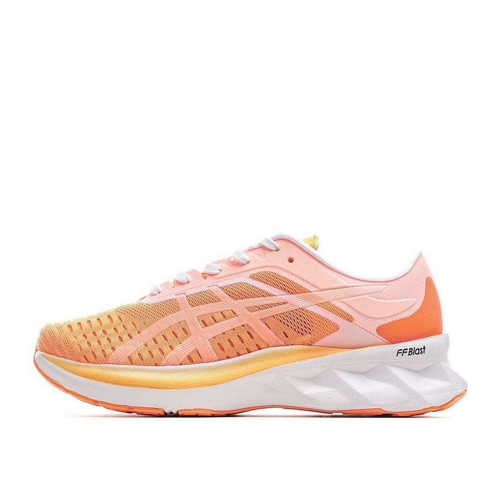 Tênis Asics NovaBlast - Laranja e Branco - Masculino 