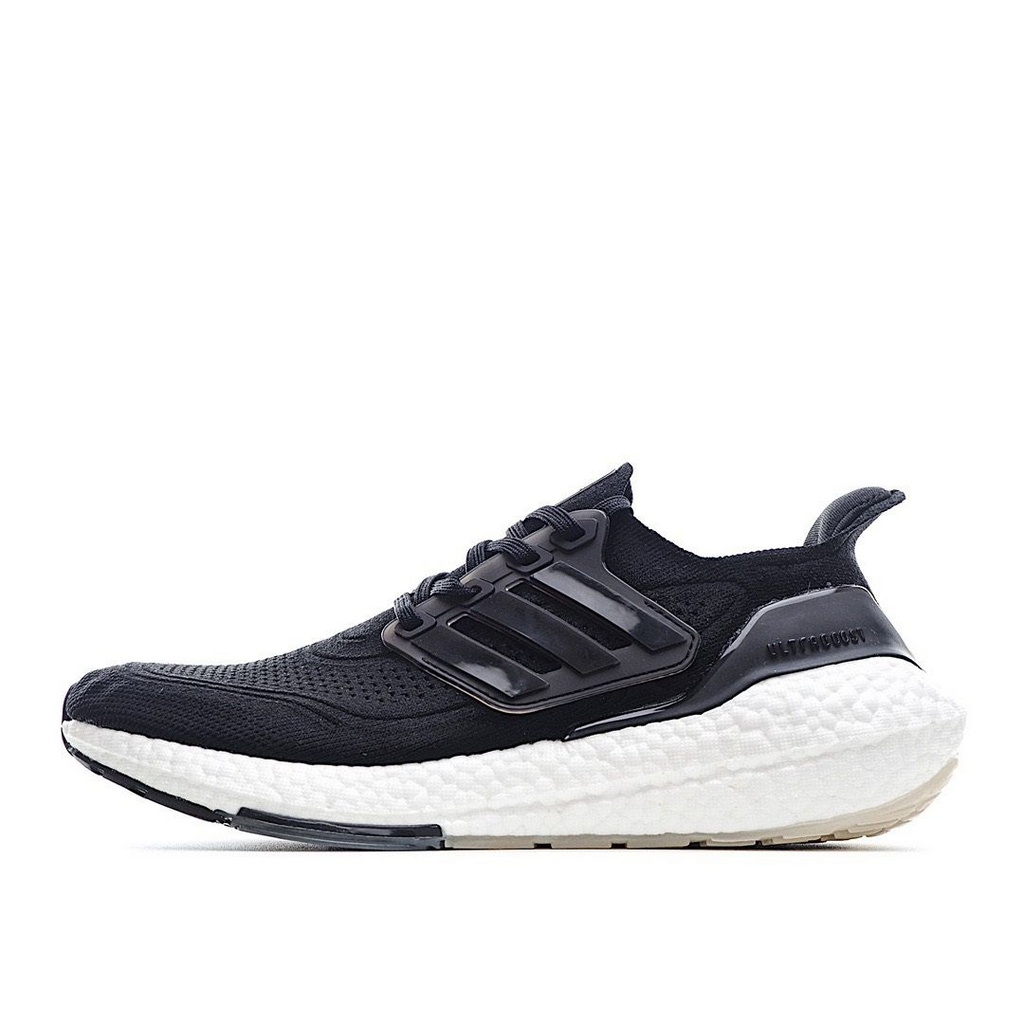 Tênis Adidas UltraBoost 21 - Preto e Branco - Masculino 