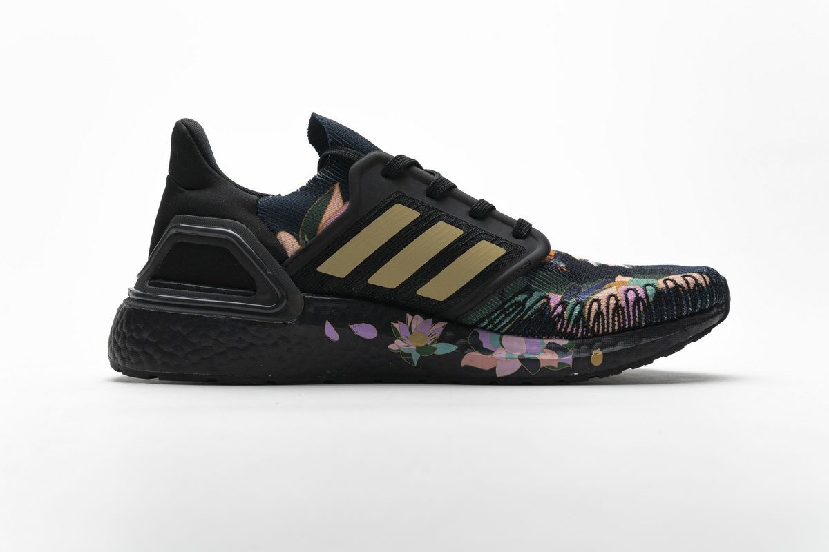 Tênis Adidas UltraBoost 20 - Preto Dourado Flowers - Feminino